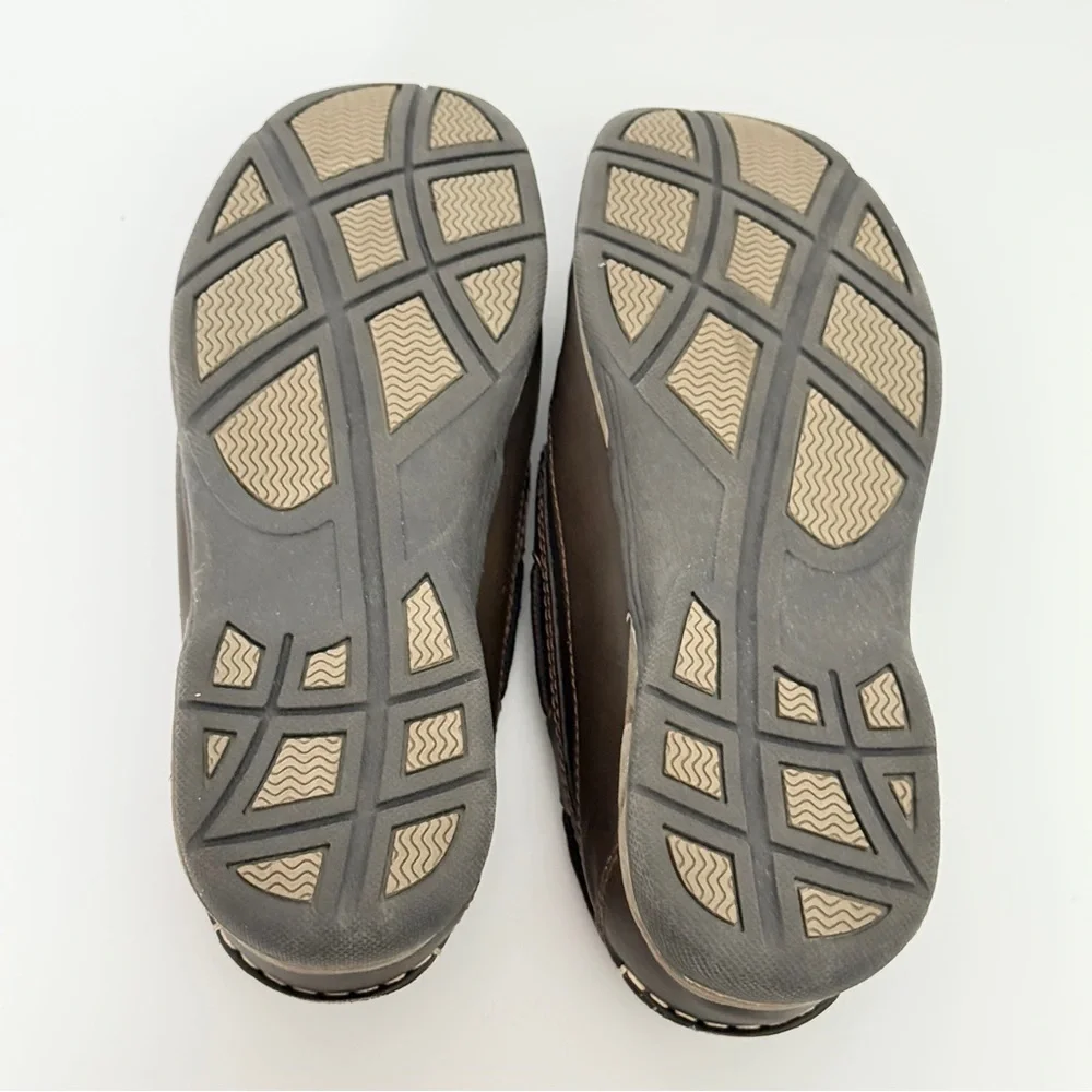 Outland Boys Brown Loafers Size 5.5M